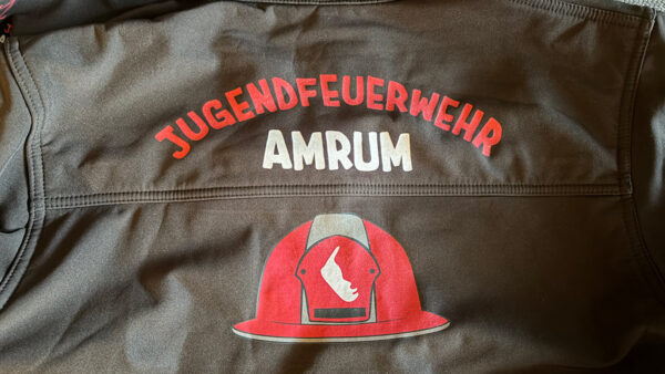Neue Jacken, starke Gemeinschaft…